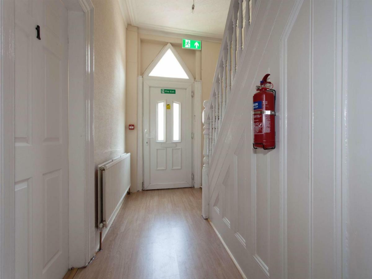 Crew Rooms Anfield Ливърпул Екстериор снимка